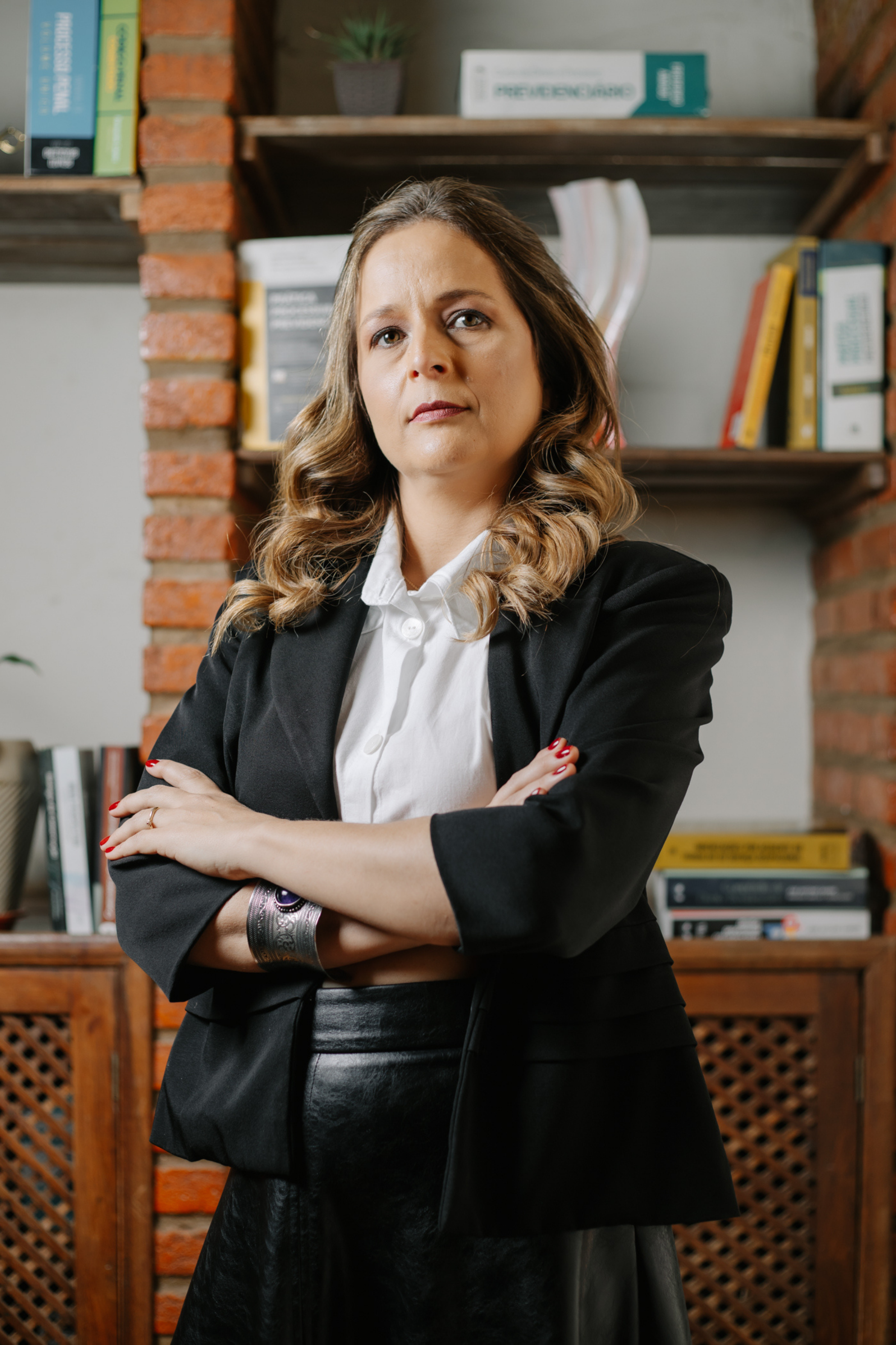 Dra. Cássia Valadares em seu escritório em Abaeté/MG